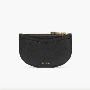 NWT Cuyana Half Moon Card Holder in Black Pebbled Leather